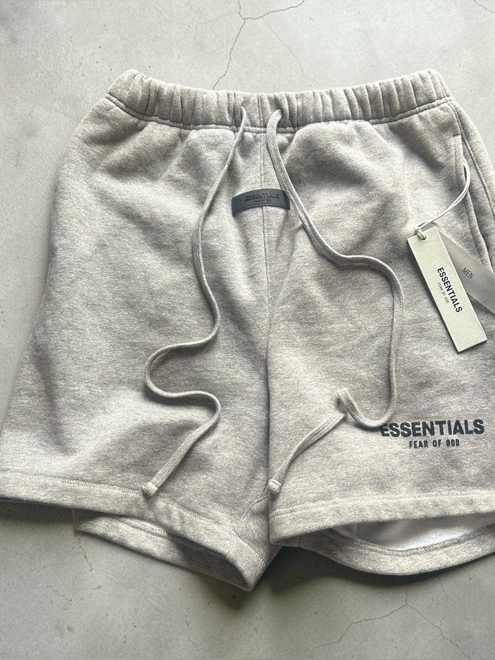 OG SS22 ESSENTIALS DARK OATMEAL SHORTS
